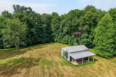 744 King Ridge Rd, Dowelltown, TN 37059
