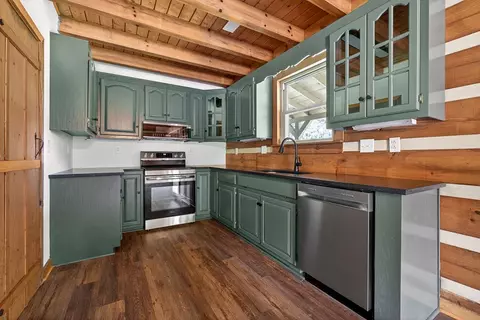 Kitchen - 539 Peach Ave, Morrison, TN 37357 photo 1 of 3