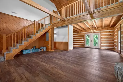 Living - 539 Peach Ave, Morrison, TN 37357 photo 5 of 6