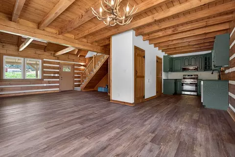 Living - 539 Peach Ave, Morrison, TN 37357 photo 6 of 6