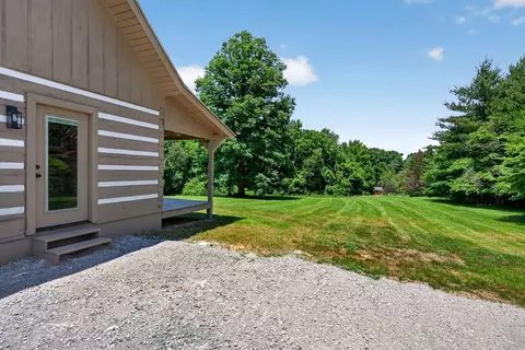 Exterior - 539 Peach Ave, Morrison, TN 37357 photo 4 of 9
