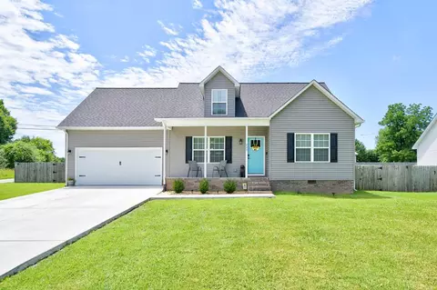 225 Peach St, Baxter, TN 38544