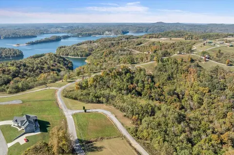 17 Rockfish Rd # C, Hilham, TN 38568