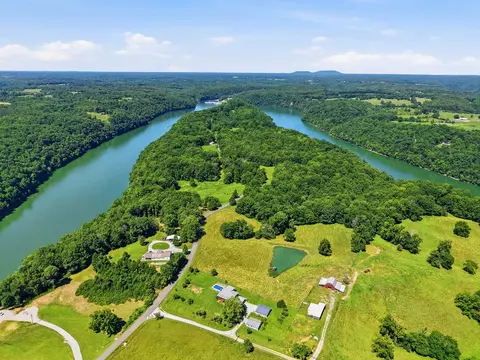 View/Area - 600 Pates Ford Rd, Walling, TN 38587 photo 6 of 6