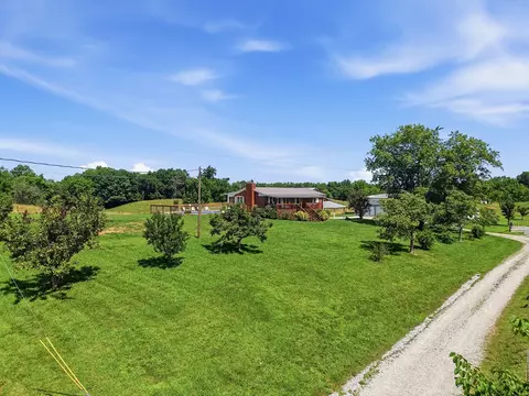 Exterior - 600 Pates Ford Rd, Walling, TN 38587 photo 14 of 14