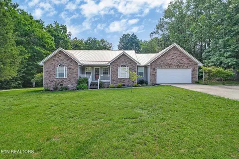 360 Swallows Xing, Grimsley, TN 38565
