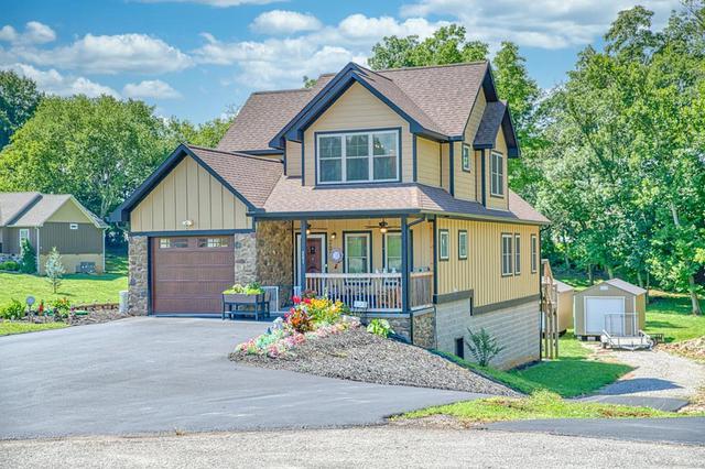 201 Peaceful Ln, Sparta, TN 38583