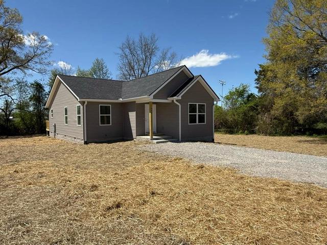 949 Indian Hills Rd, Cookeville, TN 38506