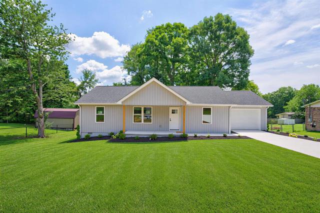430 Rhododendron Cir, Crossville, TN 38555