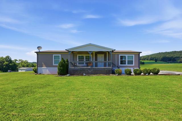 139 Falls View Rd, Sparta, TN 38583
