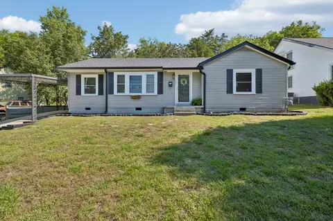 707 E Jefferson Ave, Carthage, TN 37030