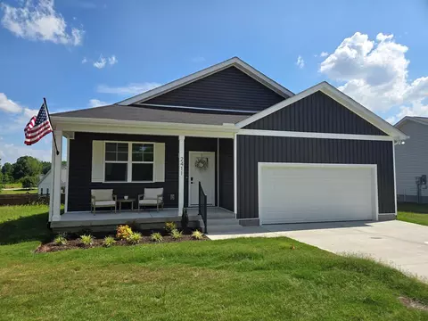 2411 Couples Dr, Cookeville, TN 38506