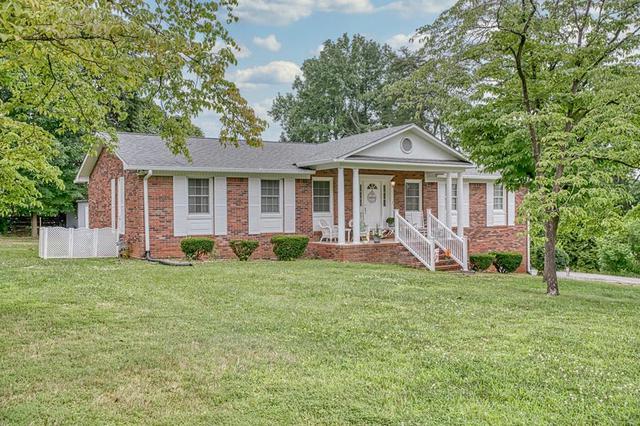 1107 Tanglewood Dr, Cookeville, TN 38501