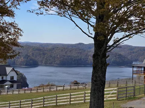View/Area - 173 Bald Eagle, Hilham, TN 38568 photo 1 of 9