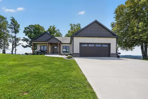 Exterior - 173 Bald Eagle, Hilham, TN 38568 photo 3 of 19