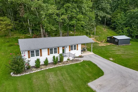 229 Burton Rd, Sparta, TN 38583