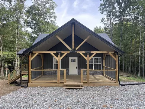 831 Remington Rd, Jamestown, TN 38556