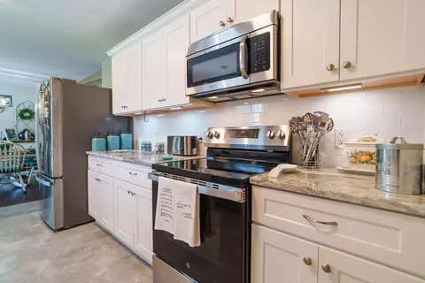 Kitchen - 153 Chestnut St, Baxter, TN 38544 photo 5 of 6