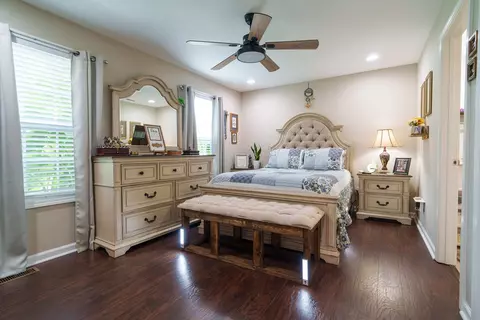 Bedroom - 153 Chestnut St, Baxter, TN 38544 photo 1 of 6