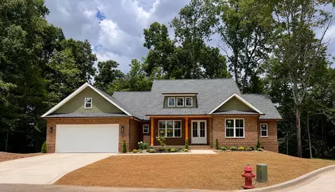 4970 Curtis Dr, Cookeville, TN 38506