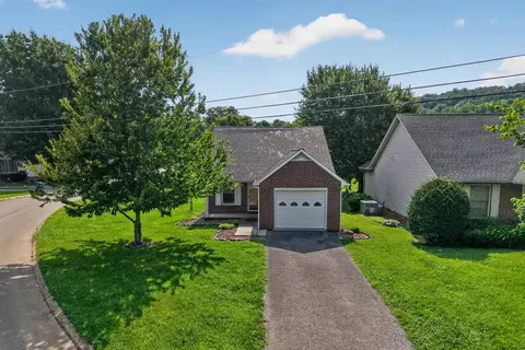 1462 Oxford Pl, Cookeville, TN 38506