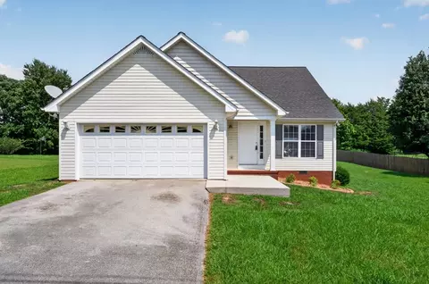 2633 Suffolk, Cookeville, TN 38506