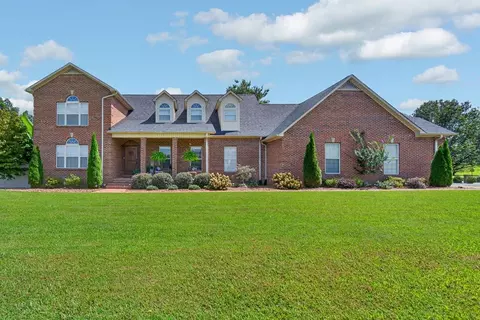 100 Whites Pt, Cookeville, TN 38501