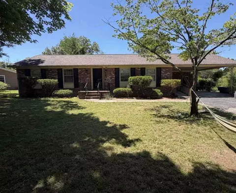 1166 Circle Dr, Cookeville, TN 38501