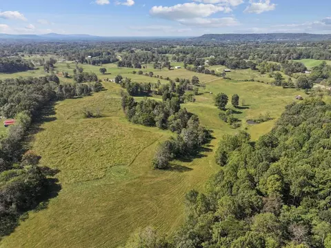 515 Jericho Rd, Quebeck, TN 38579 photo 2