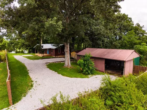 142 Poston Andrews, Cookeville, TN 38506