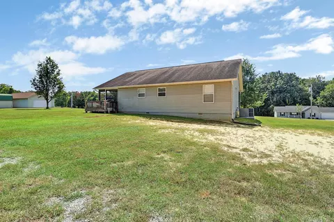 Exterior - 838 Buffalo Trl, Clarkrange, TN 38553 photo 5 of 9
