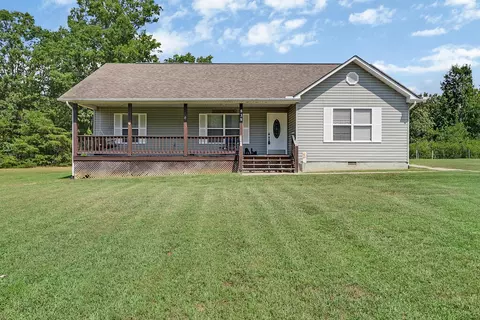 Exterior - 838 Buffalo Trl, Clarkrange, TN 38553 photo 2 of 9