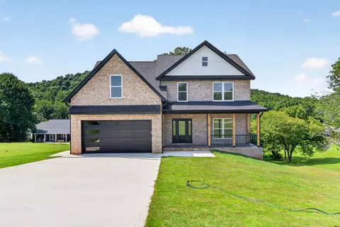 4560 Twin Creeks Dr, Cookeville, TN 38501