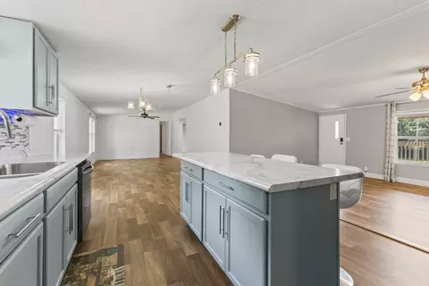 Kitchen - 6321 Nash Rd, Baxter, TN 38544 photo 5 of 5