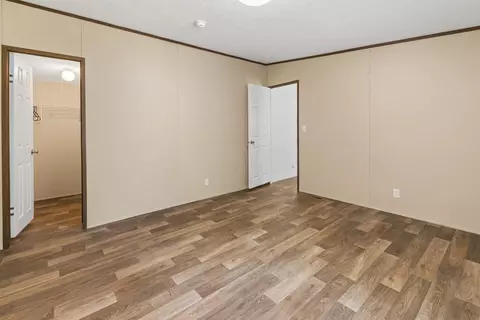 Bedroom - 6321 Nash Rd, Baxter, TN 38544 photo 5 of 5