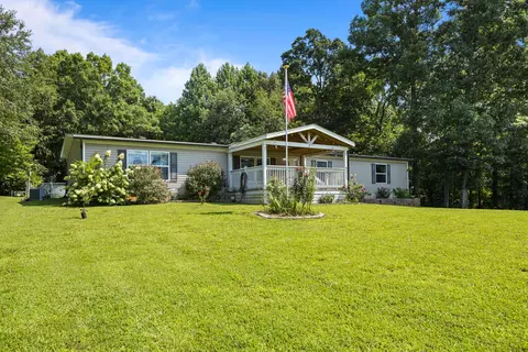 Exterior - 6321 Nash Rd, Baxter, TN 38544 photo 2 of 14