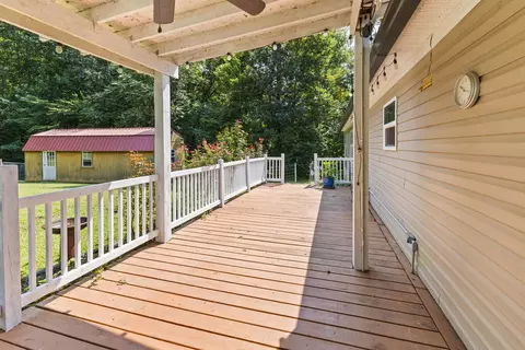 Exterior - 6321 Nash Rd, Baxter, TN 38544 photo 10 of 14