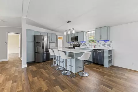 Kitchen - 6321 Nash Rd, Baxter, TN 38544 photo 1 of 5