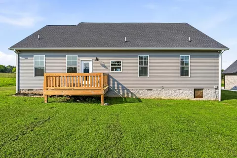 Exterior - 4763 Window Cliff Rd, Baxter, TN 38544 photo 7 of 11