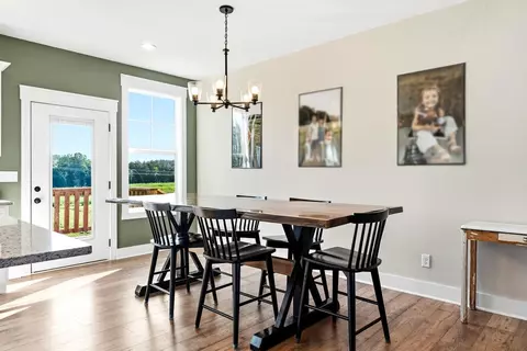 Dining - 4763 Window Cliff Rd, Baxter, TN 38544 photo 2 of 2
