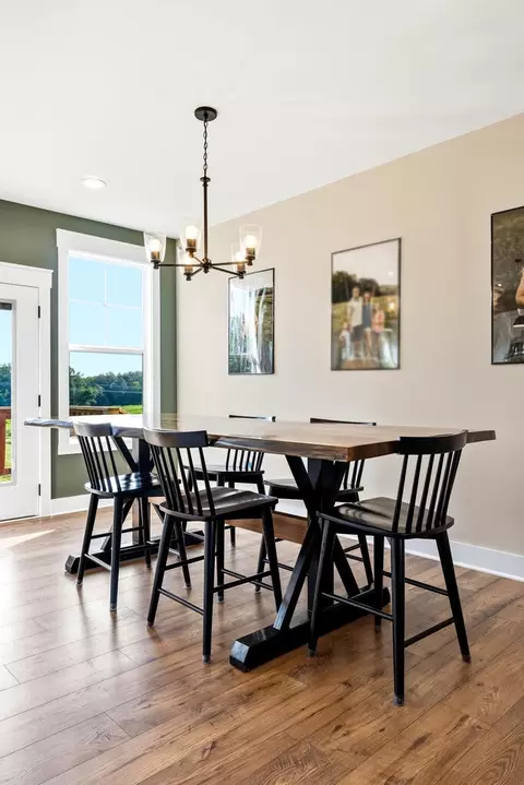 Dining - 4763 Window Cliff Rd, Baxter, TN 38544 photo 1 of 2
