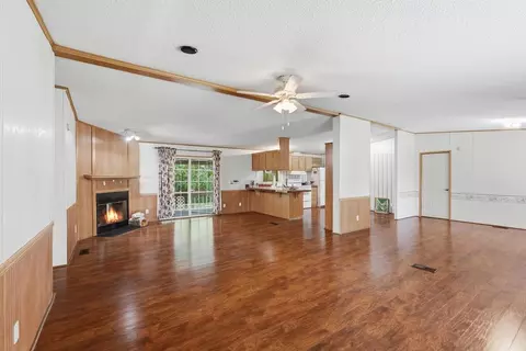 Living - 109 Doug Luna Rd, Walling, TN 38587 photo 1 of 4