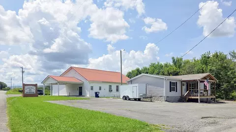 15215 Old State Hwy 28, Pikeville, TN 37367