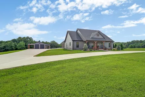 603 Polo Pl, Jamestown, TN 38556