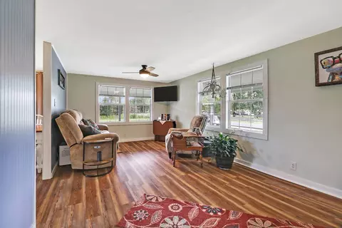 Living - 1197 Campground Rd, Clarkrange, TN 38553 photo 3 of 3