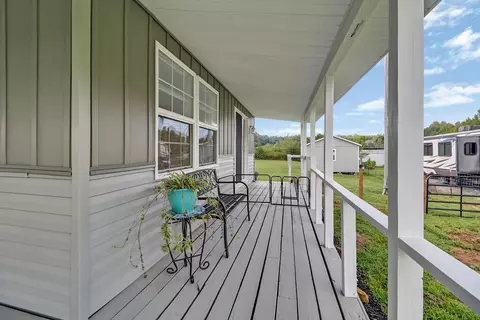 Exterior - 1197 Campground Rd, Clarkrange, TN 38553 photo 5 of 8