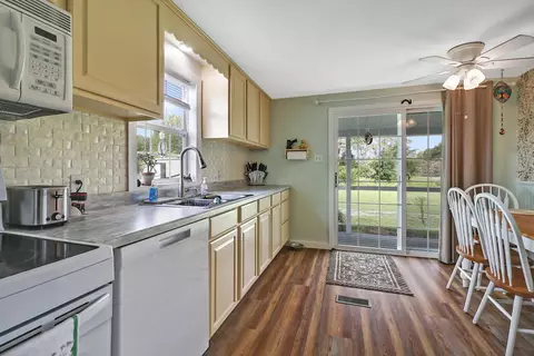 Kitchen - 1197 Campground Rd, Clarkrange, TN 38553 photo 2 of 3