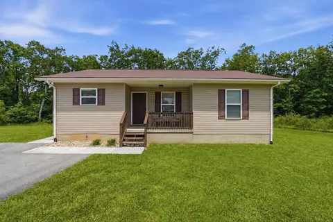 44 Dewey Dr, Crossville, TN 38555