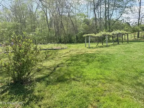 Exterior - 1243 Franklin Lp, Clarkrange, TN 38553 photo 17 of 20