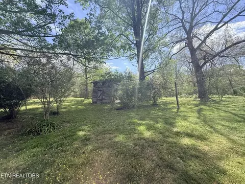 Exterior - 1243 Franklin Lp, Clarkrange, TN 38553 photo 15 of 20